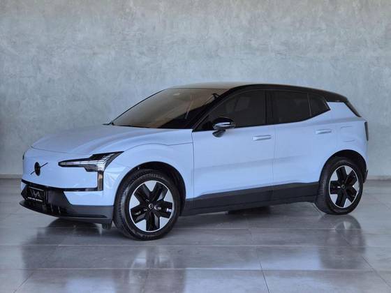 VOLVO EX30 51 KW ELÉTRICO CORE